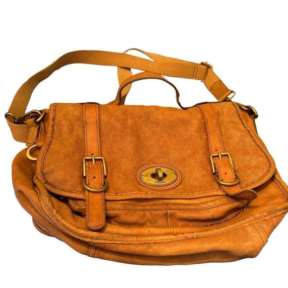 Fossil Handbags - ‼️ STORE CLOSING SEND BUNDLE OFFERS ‼️